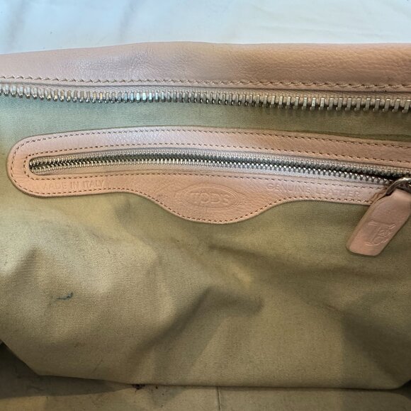 Tod's Light Pink Purse - Picture 9 of 11